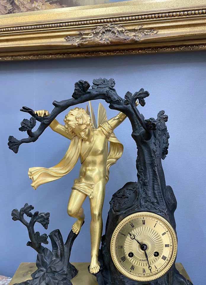 Đồng Hồ Để Bàn Tượng Empire Clock ( Đẹp Hơn Cả Một Tác Phẩm - Quý Hiếm )